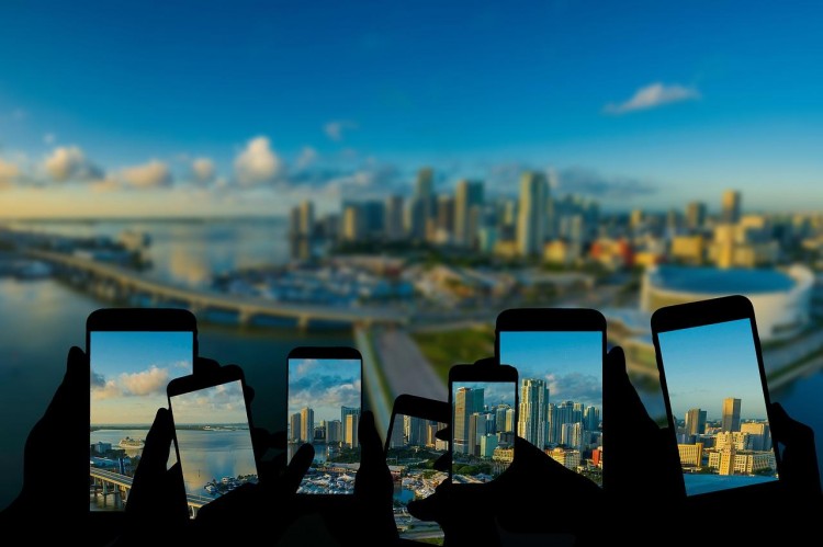 三年净亏损24亿元，Soul为什么要打开港交所的大门？